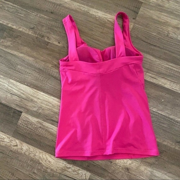 The North Face Swimming Tankini Wide Strap Shelf Bra Barbie Core  Size XSmall - Picture 12 of 12